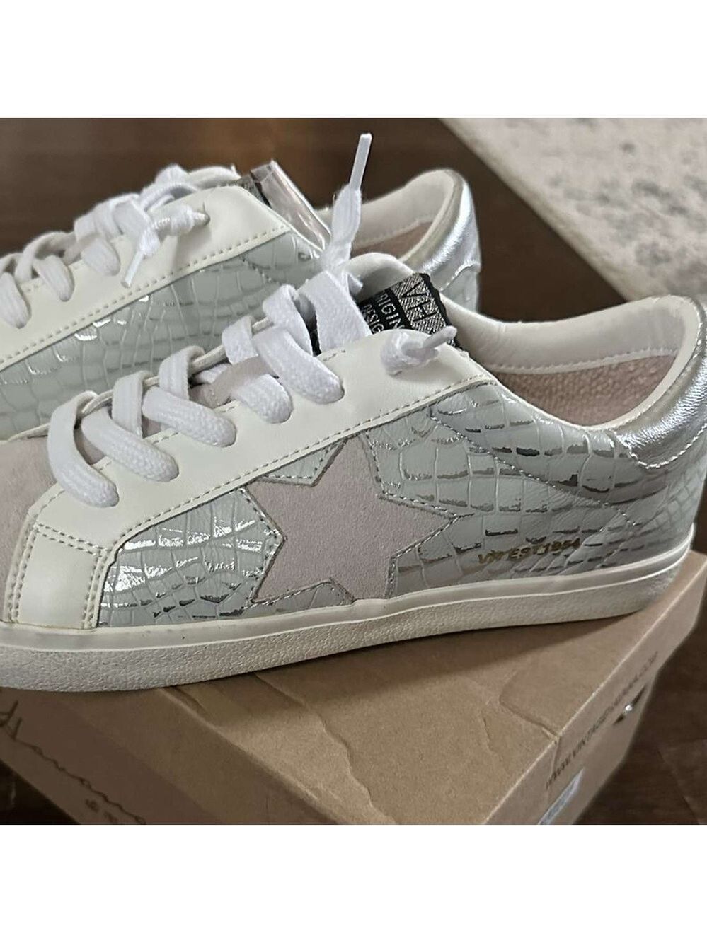 Vintage Havana-Edge Croc Embossed Leather Sneakers-size 7.5 Gray/white-Brand New - Picture 8 of 14
